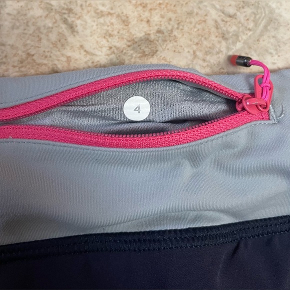 Lululemon shorts - Picture 4 of 4